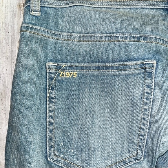 Zara Basic Denim Distressed Ankle Jeans - Picture 6 of 6